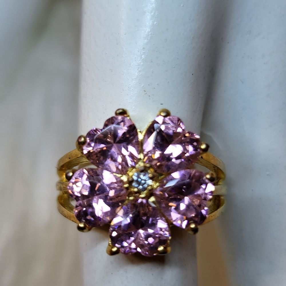 Gold Pink Crystal Flower Ring Size 7 - Picture 2 of 5